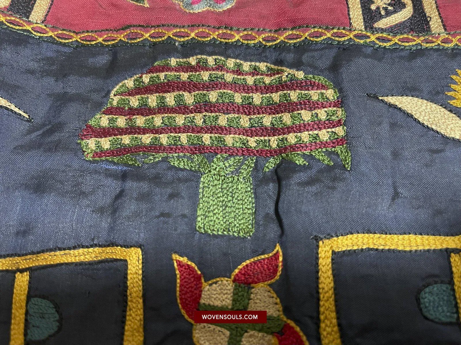 1541 SOLD Old Jain Pichvai Silk Mochi Embroidery Art  - Lord Mahavir