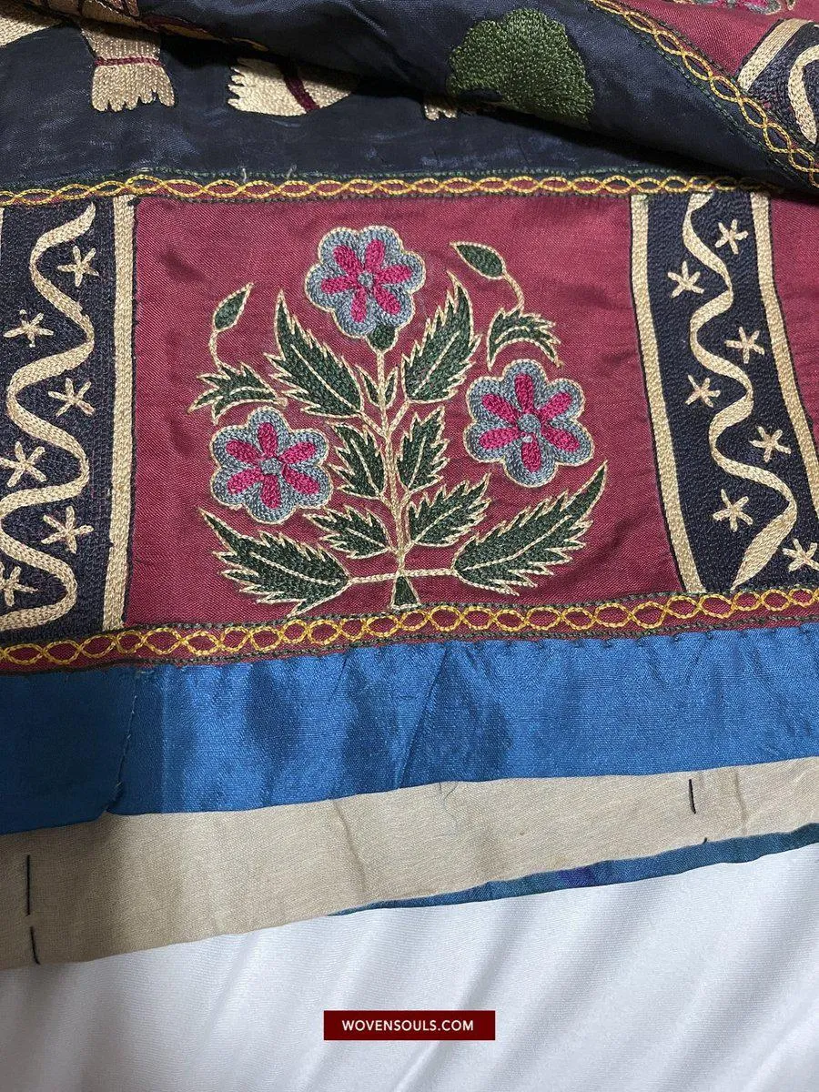 1541 SOLD Old Jain Pichvai Silk Mochi Embroidery Art  - Lord Mahavir