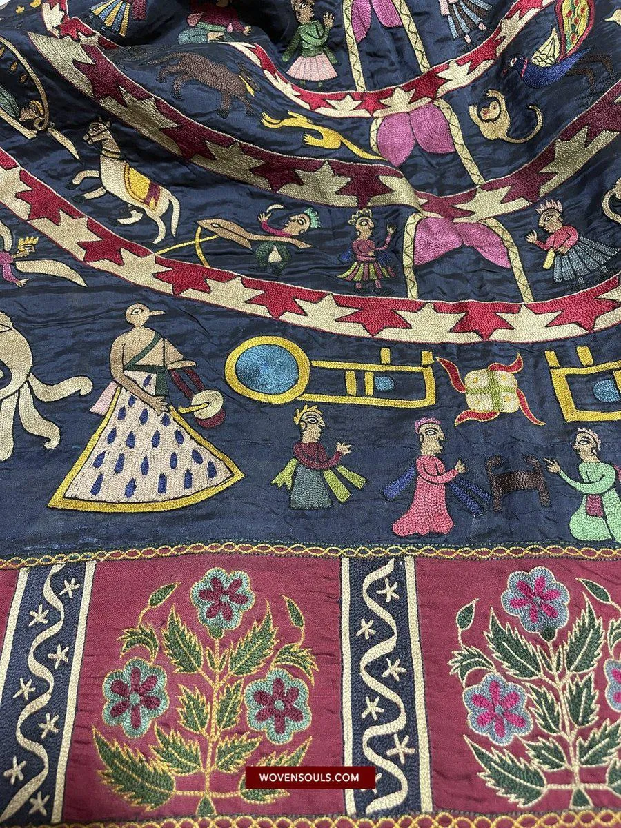 1541 SOLD Old Jain Pichvai Silk Mochi Embroidery Art  - Lord Mahavir