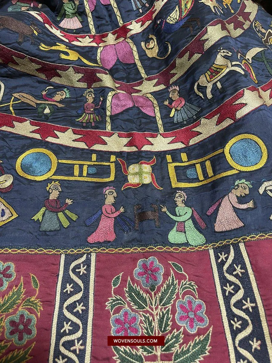 1541 SOLD Old Jain Pichvai Silk Mochi Embroidery Art  - Lord Mahavir