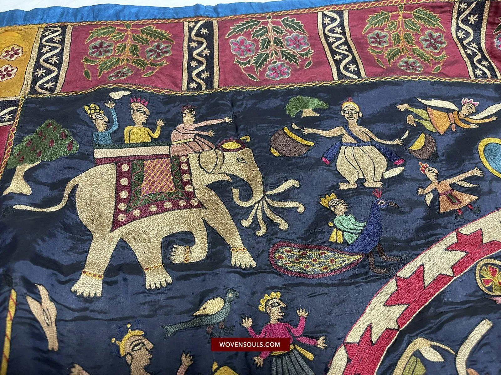 1541 SOLD Old Jain Pichvai Silk Mochi Embroidery Art  - Lord Mahavir