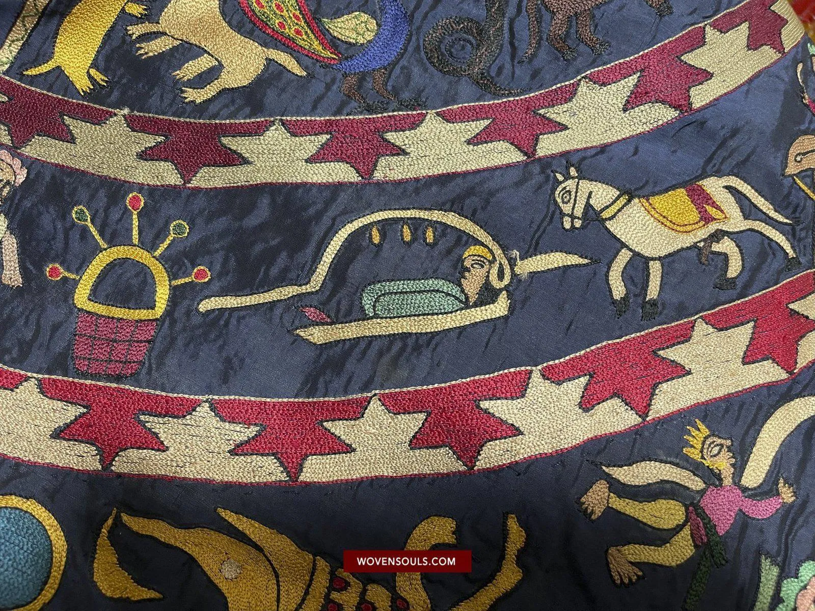 1541 SOLD Old Jain Pichvai Silk Mochi Embroidery Art  - Lord Mahavir