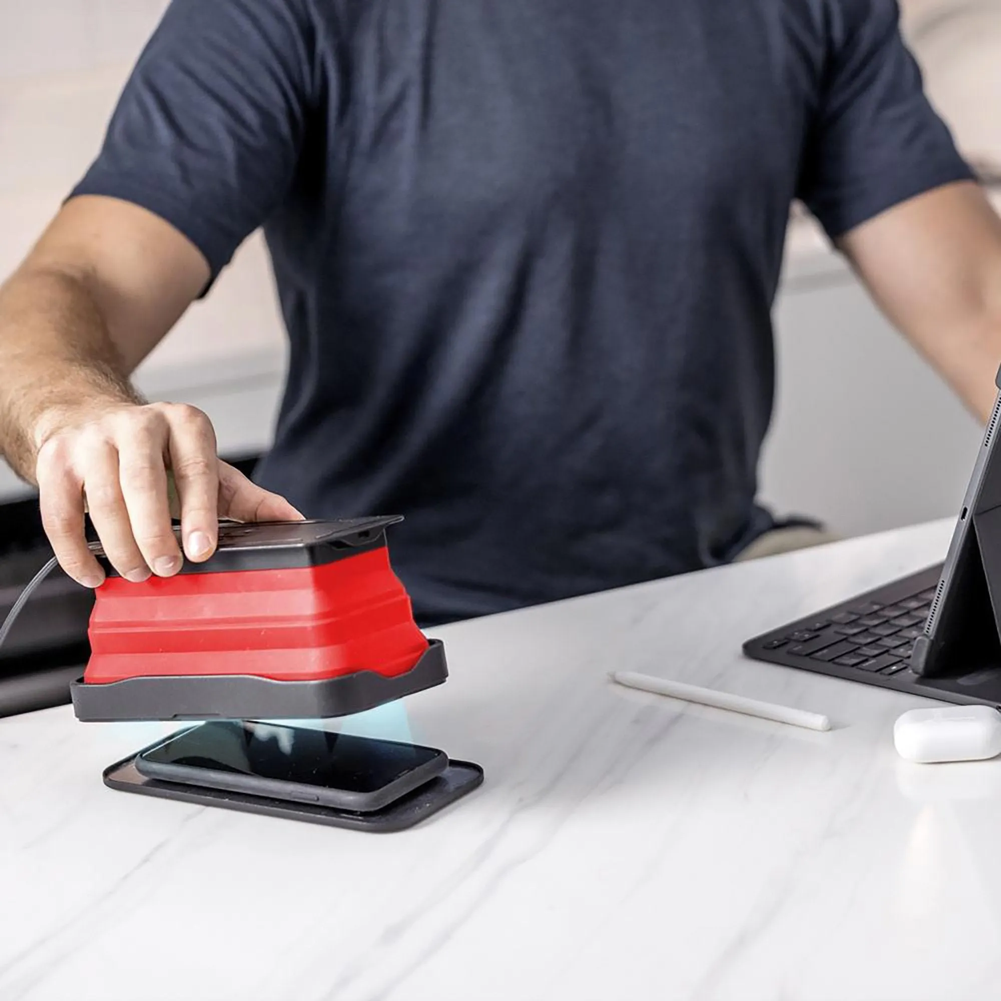 Cell, UV Sanitizer and Wireless Charger