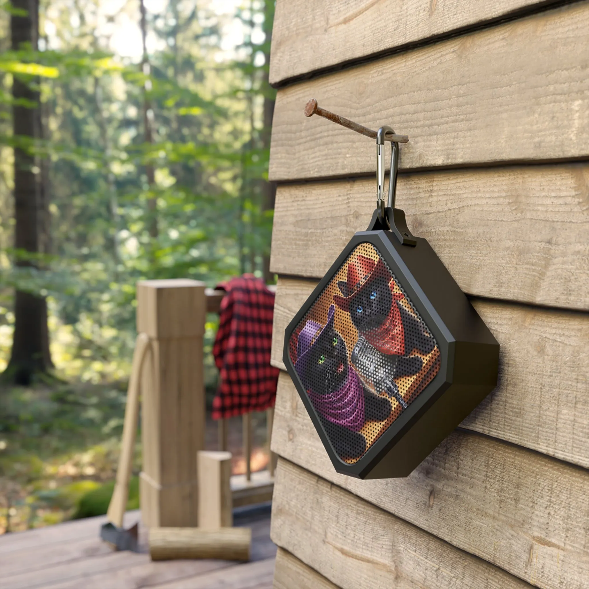 Cute Country Cats Blackwater Outdoor Bluetooth Speaker