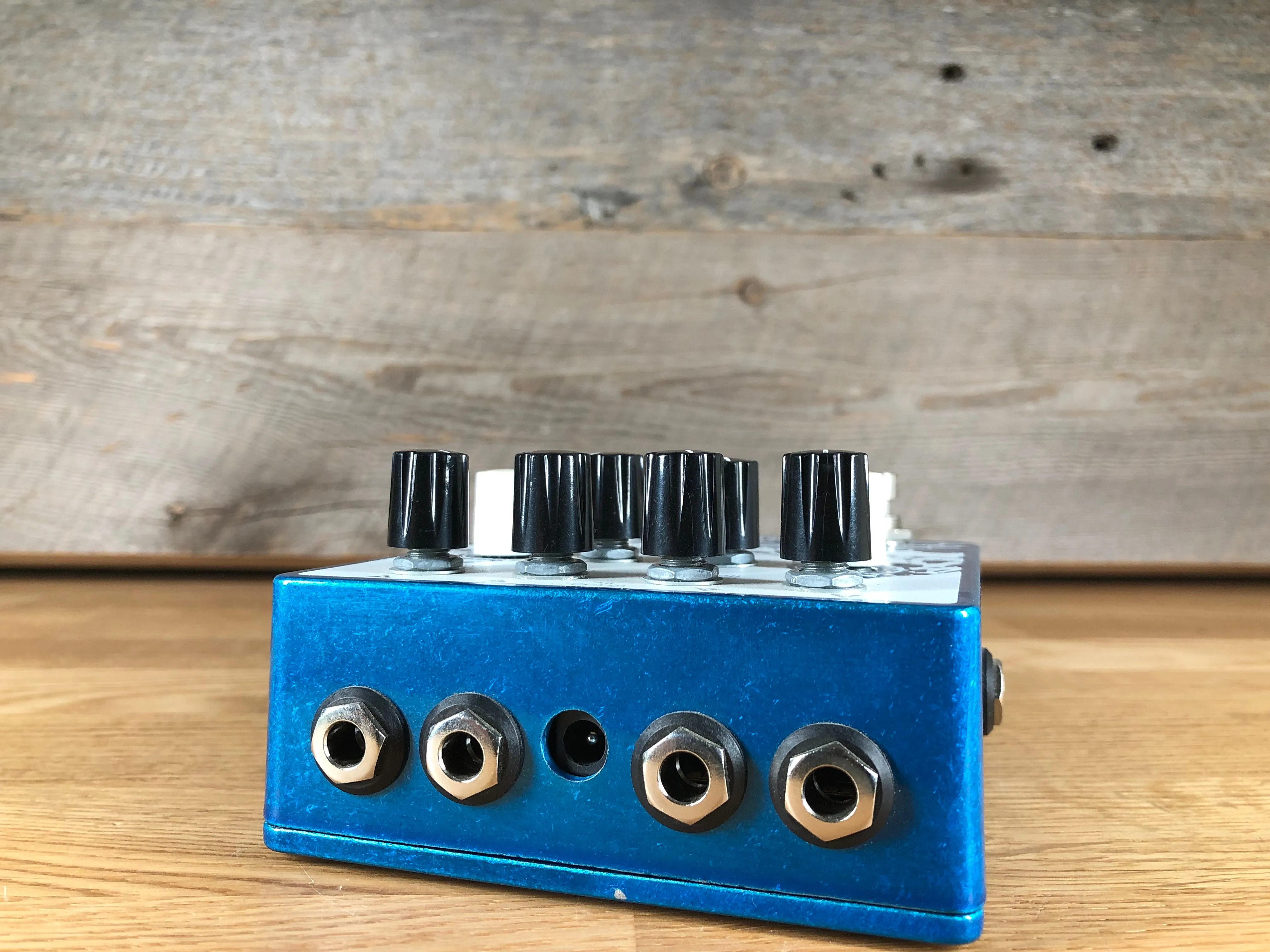 Earthquaker Devices Avalanche Run Delay/Reverb Used