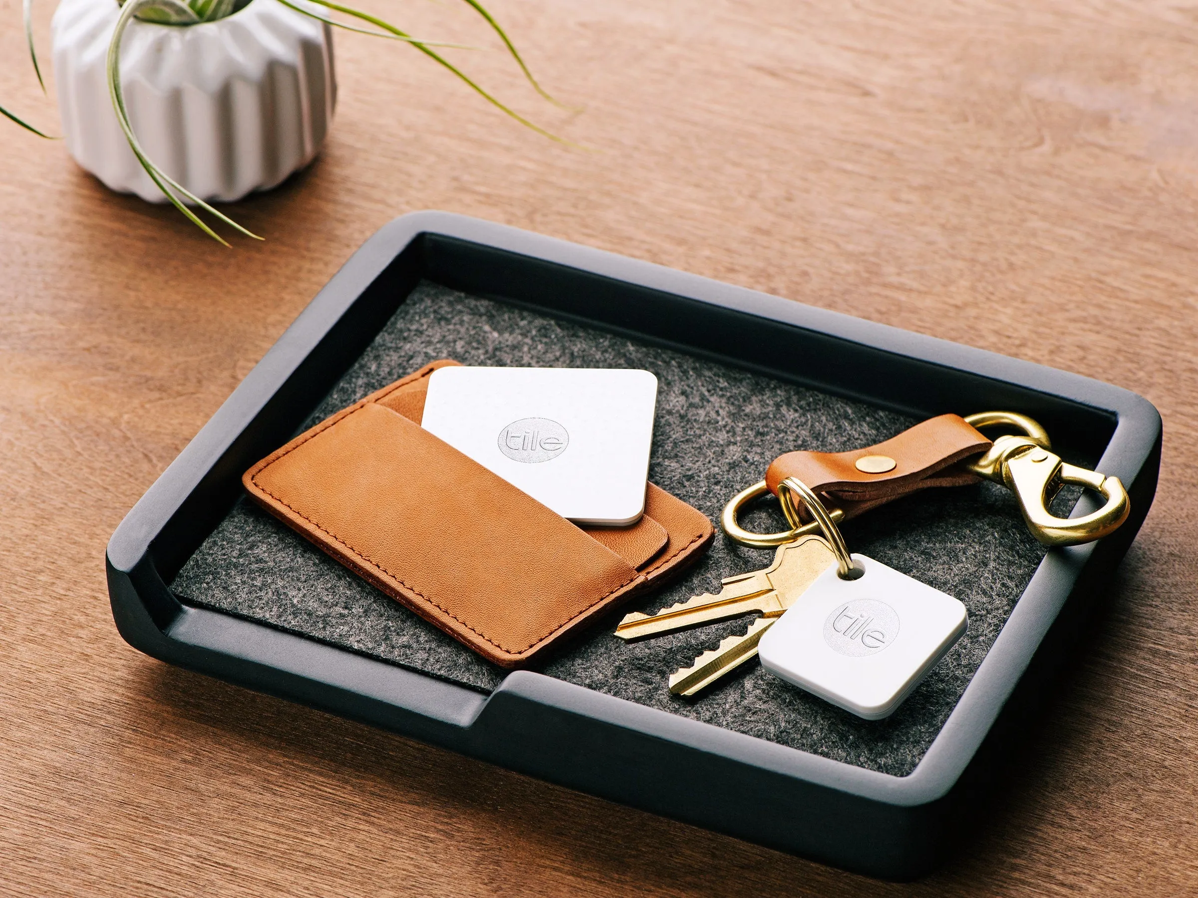 Tile Slim Tracker