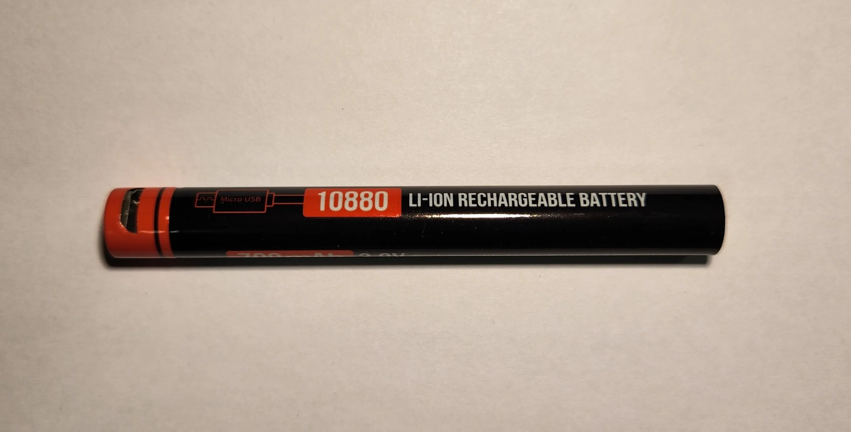 Vapcell 10880 3.0V 700mAh Rechargeable Lithium Battery W/USB  **** HAS TO BE SHIPPED WITH FLASHLIGHT   FEDEX ***